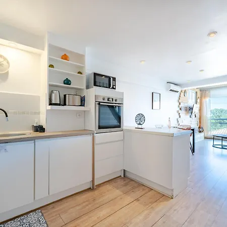 3 Pieces Proche Parc Naturel Et Mer, Parking, Climatisation アパート ヴィルヌーヴ・ルベ